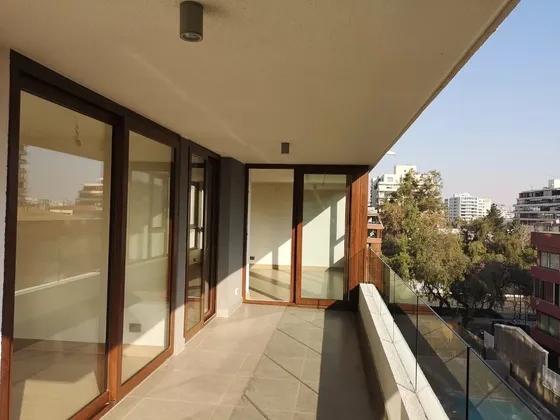 Departamento En Arriendo De 2 Dorm. En Providencia