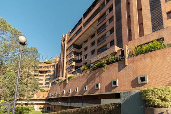 Hermoso Apartamento En La Tahona , Con Excelente Metraje , Moderno , Edificio Impecable , Con Pozo ,503 Metros , 4 Hab,4 Baños ( Abstenerse Asesores Inmobiliarios)26-21141