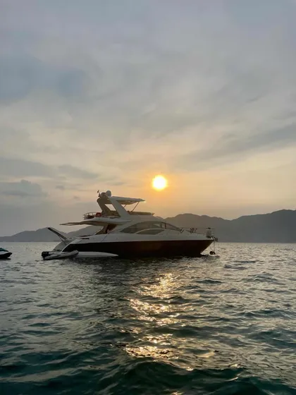 Lancha Intermarine 60 2012 Azimut Ferretti Schaefer Sessa 
