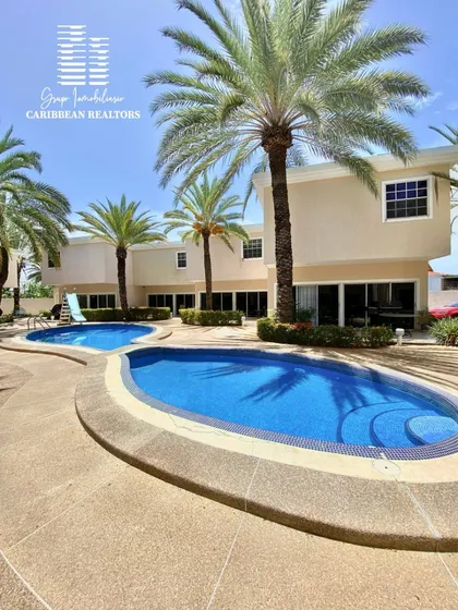 En Venta Townhouse Ubicado En Residencias Coral Bay Ii