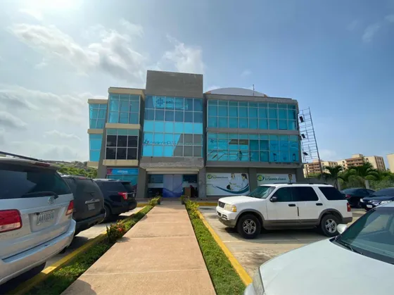 Local Comercial En Venta , C.c Los Corales - Lechería
