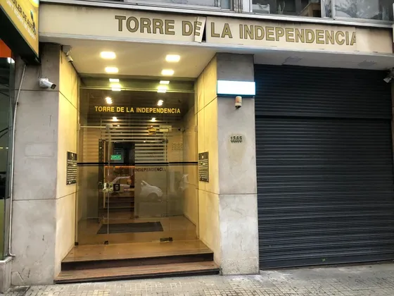 Alquilo 21 Oficinas Con Baño Privado Cada Una, Es Un Piso Todo Exterior Al Frente, Edificio Corporativo Plaza Independencia