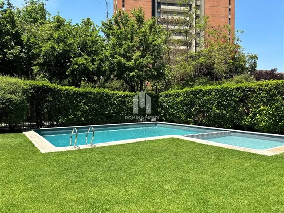 Departamento En Venta 4d 4b Sector Noruega Las Condes.