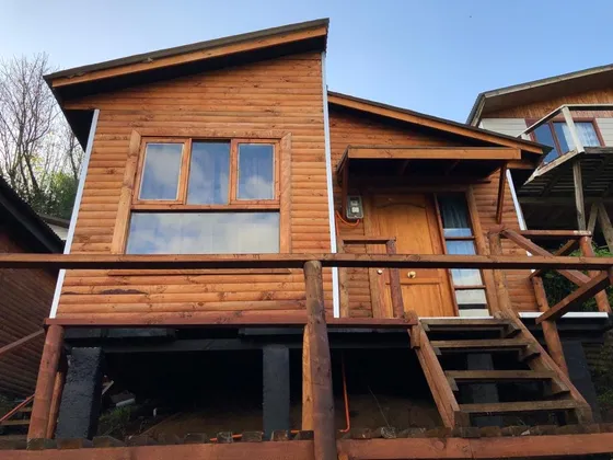 En Venta Terreno De 2.600 Mts2 Con Cabañas, 9.790 Uf