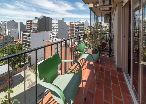 Venta / Departamento / 4 Ambientes / Con Escritorio / 2 Balcones / En Belgrano