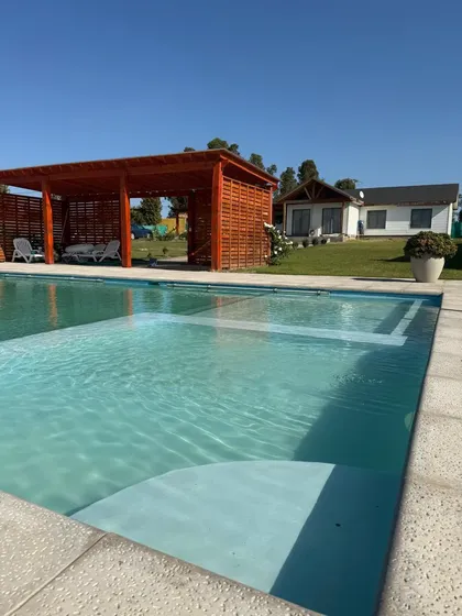 Parcela Con Casa Y Piscina Pirkas De Karelia, Las Cabras