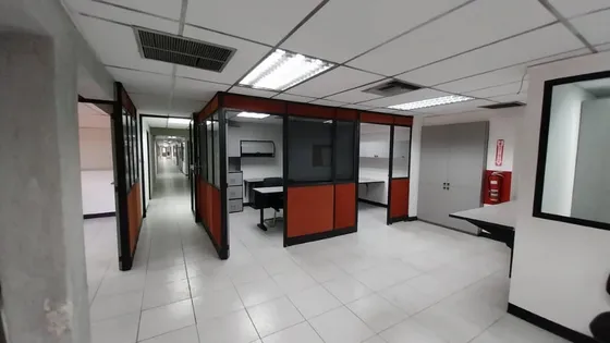 (hl28) Para Ti Empresario Vendo Este Galpon En La Zona Industrial El Nepe Guacara 