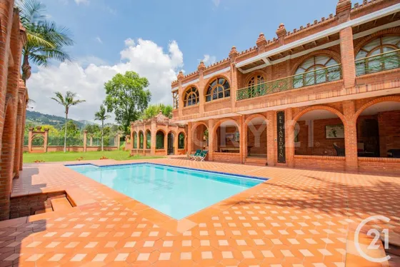 Arriendo Finca En Guarne A 30 Minutos De Medellín Cerca A La Autopista