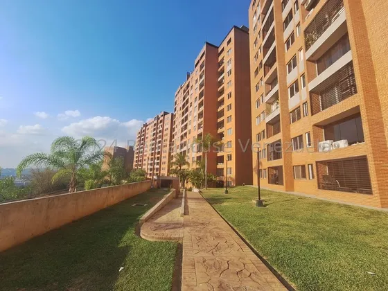 Apartamento En Venta,colinas De La Tahona,vista Panoramica, Equipado#25-10181 Np