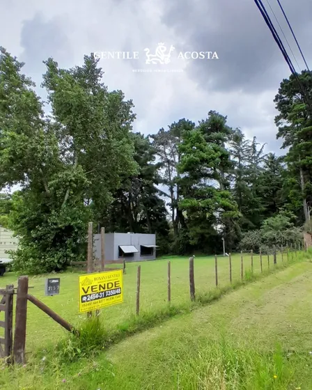 Venta Casa Quinta 2 Dormitorios Tandil Con Cochera