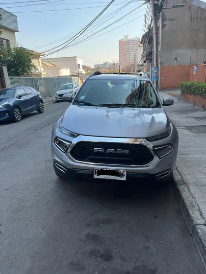Ram 1000 1.8 Cd Big Horn 4x2 At6