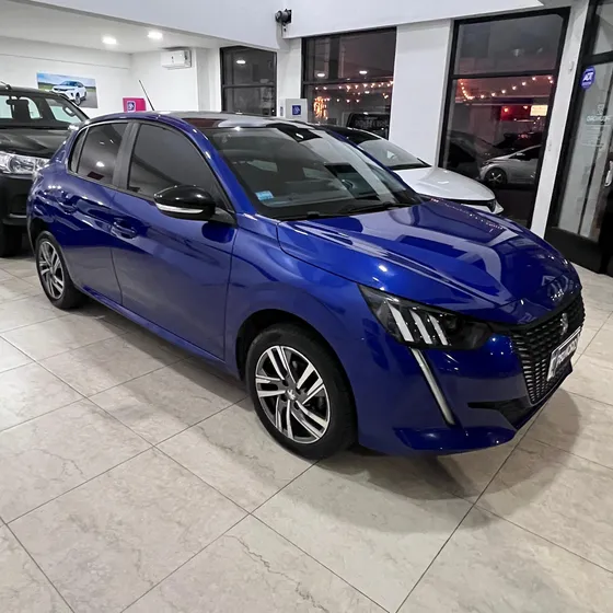 Peugeot 208 1.6 Feline Tiptronic