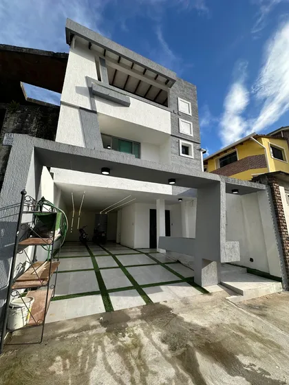 Casa En Venta Urbanización Colinas De Pirineos /im