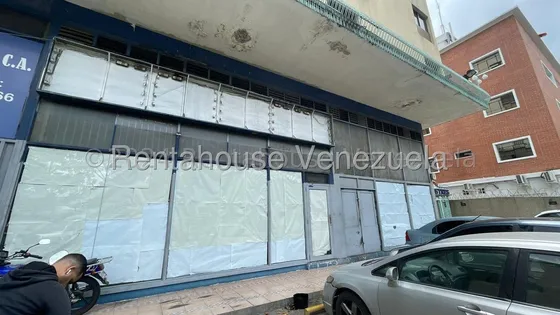 Excelente Local A Pie De Calle! 25-24127