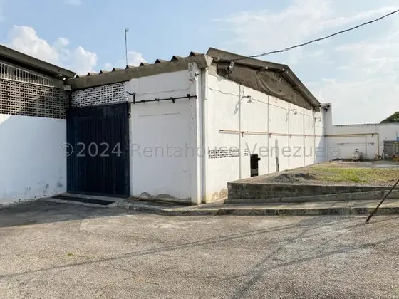 En Venta Galpón Industrial Ubicado En Zona Industrial Ii Ideal Para Todo Tipo De Comercio Barquisimeto Lara Rc