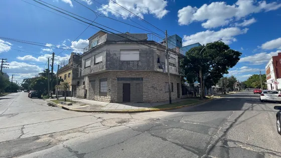 Departamento Tres Ambientes En Venta En Paso Del Rey