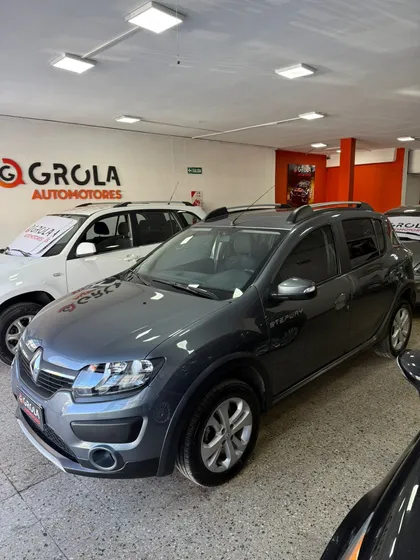 Renault Sandero Stepway 1.6 Privilege 105cv