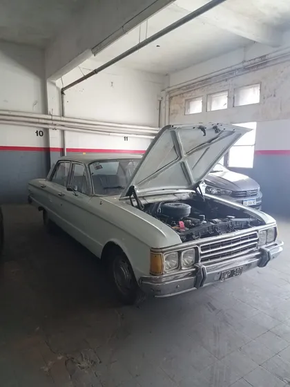Ford Falcon 3.0 Lujo