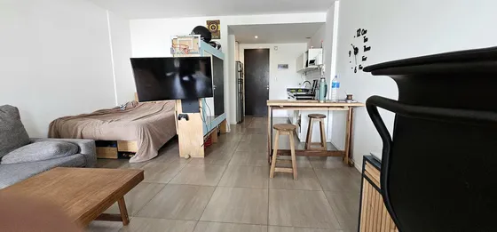 Departamento Monoambiente Con Balcón, Parrilla Y Cochera Cubierta En Vicente López