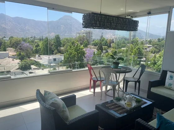 Se Vende Lindo Depto. Excelente Ubicación De Vitacura 