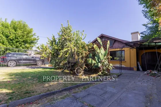 Arriendo Con Compromiso A Compra. Casa En Calle Es...