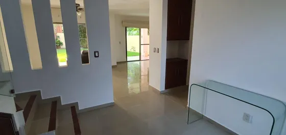 Casa En Venta En Residencial Ximbalkiin, Playa Del Carmen.