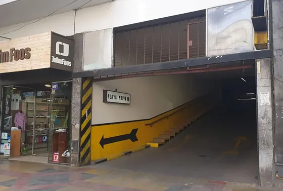 Hauser Vende Cochera En El Centro De Mendoza