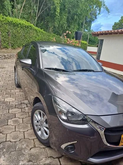 Mazda 2 1.5 Prime Sedan