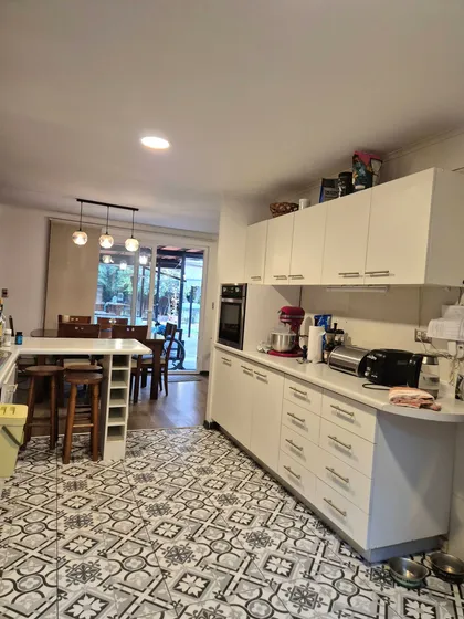 2 Pisos 5 Habitaciones 4 Baños (177647)