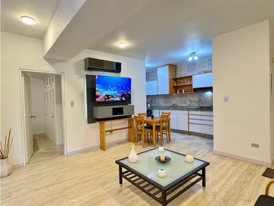 Se Alquila Apartamento 60 M2 Campo Alegre
