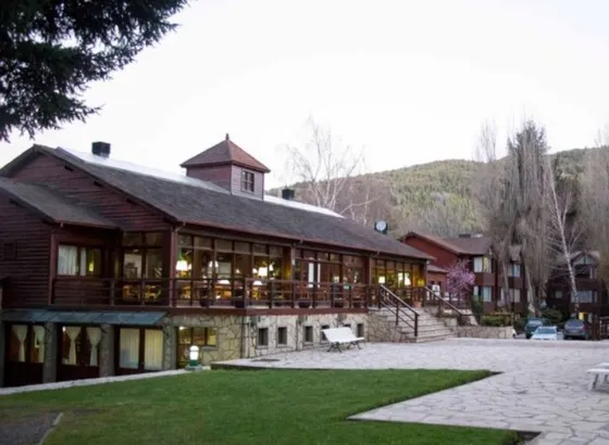 Alquiler Temporario Apart Hotel Rincon De Los Andes Mountain (en San Martin De Los Andes Con Parque Y Pileta)