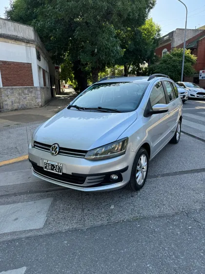 Volkswagen Suran 1.6 Trendline Pro.cre.auto