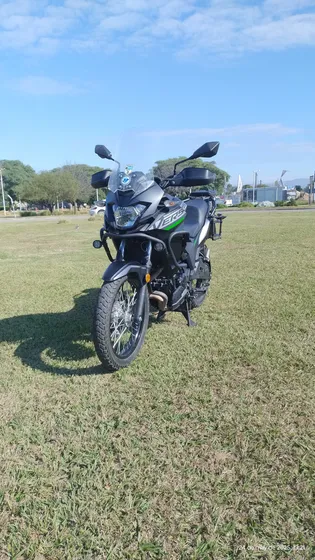 Versys 300 X