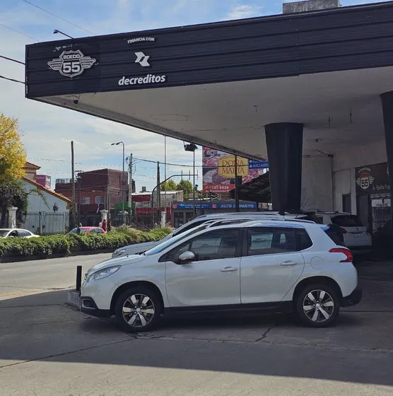 Peugeot 2008 1.6 Feline