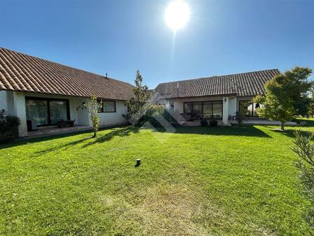 Casa En Venta De 5 Dorm. En Talagante Casa En Venta De 5 Dorm. En Talagante
