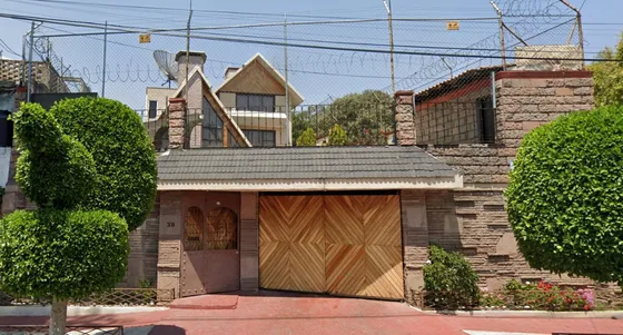 ¡casa En Venta, Increible Y Bajo Precio, Aprovecha Este Remate! - Lesbos 38, Lomas Estrella 1ra Secc, Iztapalapa, 09890 Ciudad De México, Cdmx