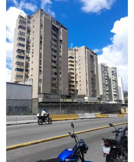 Vendo Apartamento 92m2 La Ciudadela 4720