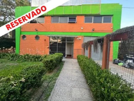 Galpon Con Oficinas En Excelente Estado 