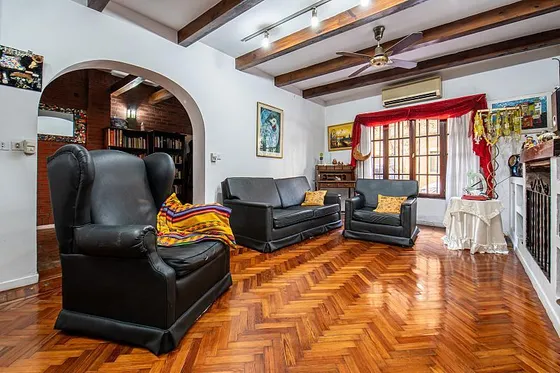 Venta Casa 3 Dormitorios C/dep Amplia Terraza Quincho Caballito
