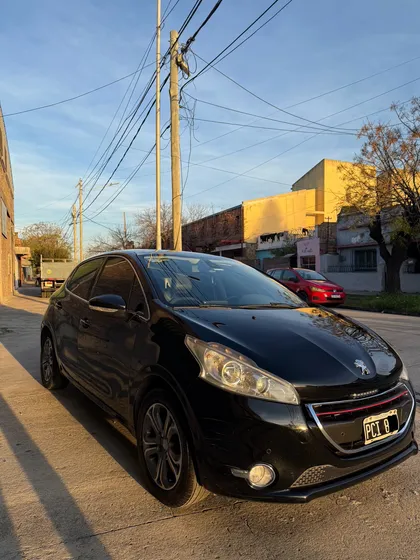 Peugeot 208 1.6 Feline Pack Cuir