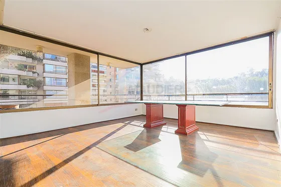 Departamento En Venta De 3 Dorm. En Las Condes