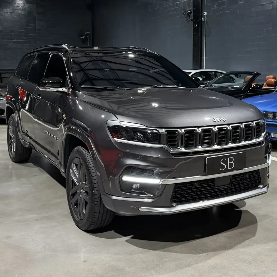 Jeep Commander 2.0 Gme Overland 4X4 At9