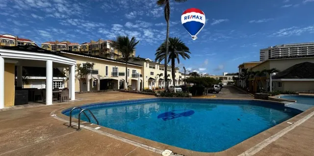 Apartamento En Urbanización Costa Azul, La Riviera, Con Zona Residencial, Cercania Al Mar Y Con Piscina