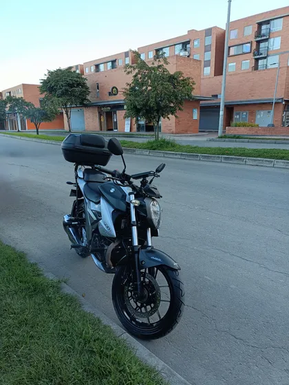  Suzuki Gixxer 250 | Modelo 2022  ¡como Nueva!   Mot