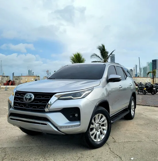 Toyota Fortuner 2.4l Srv