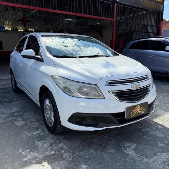 Chevrolet Onix Hatch Lt 1.0 8v Flexpower 5p Mec.