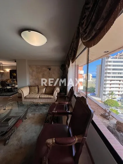Apartamento En Edificio Alexandre I, Isla De Margarita  Cod:0900