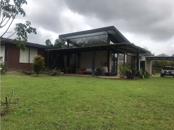 Venta De Casa Campestre Vereda Yarumo- La Ceja