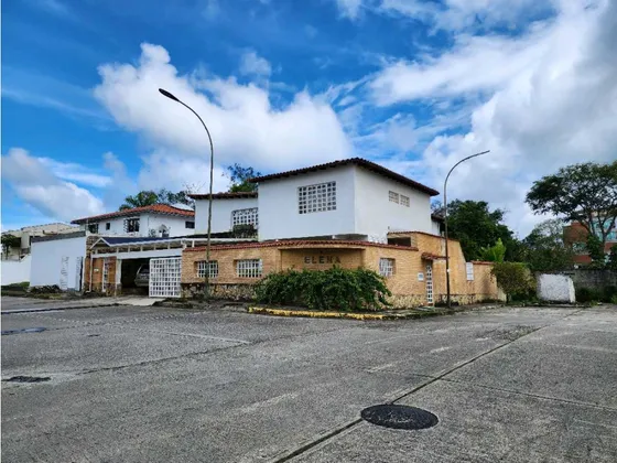 Se Vende Casa 704.95 M2  Lomas De La Lagunita