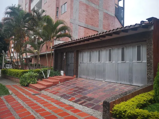 Se Vende Casa Lote En Sector Velódromo